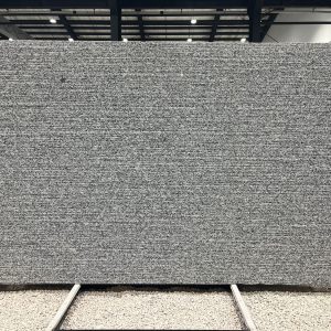 گرانیت سفید نطنز اسکراچ شده